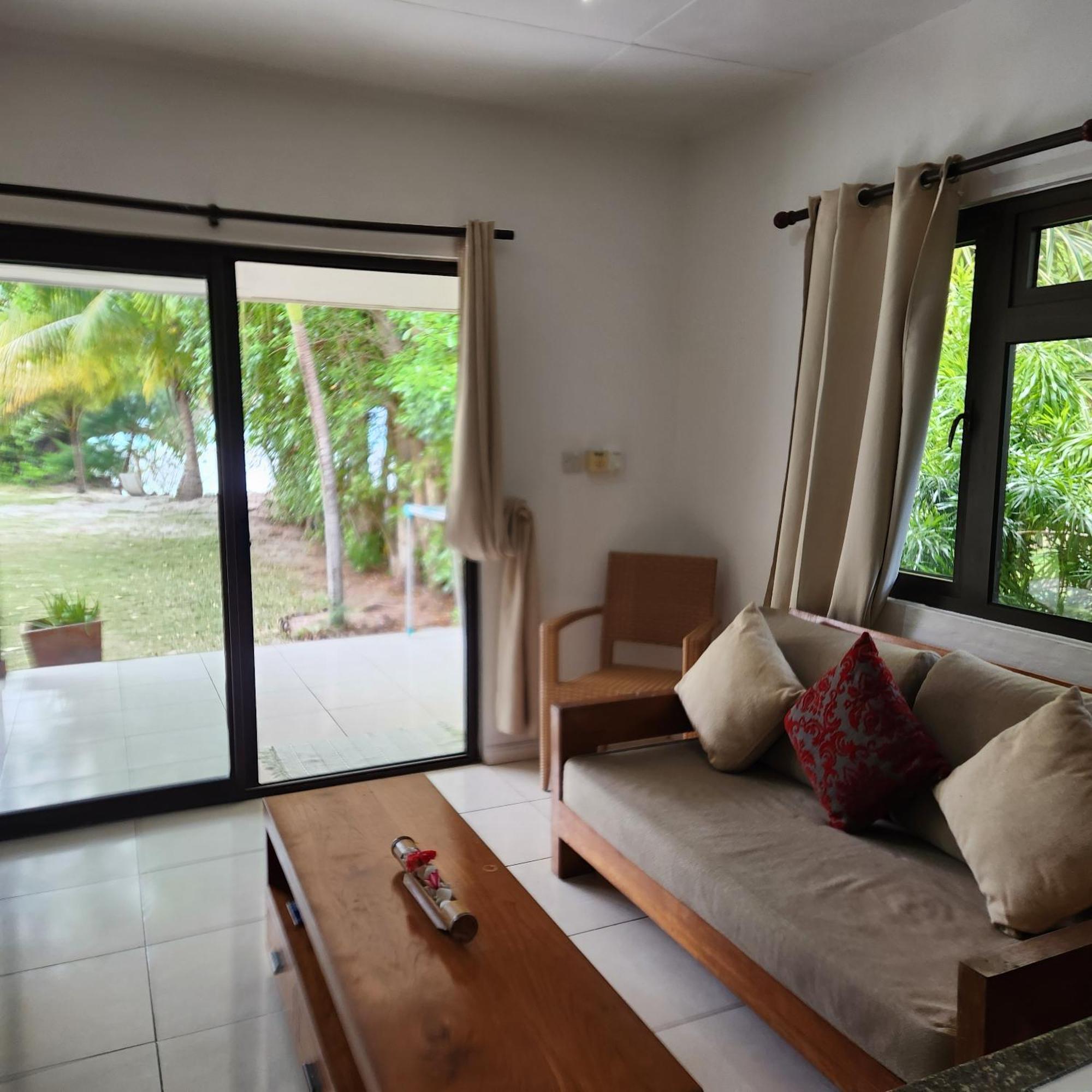 Surf Tropical Villa Takamaka Cerf Island Buitenkant foto